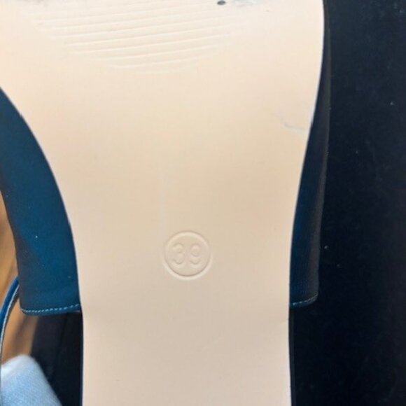 JJs House Dark Teal Heels Size 39 (size 8 or 8.5) - Picture 6 of 7